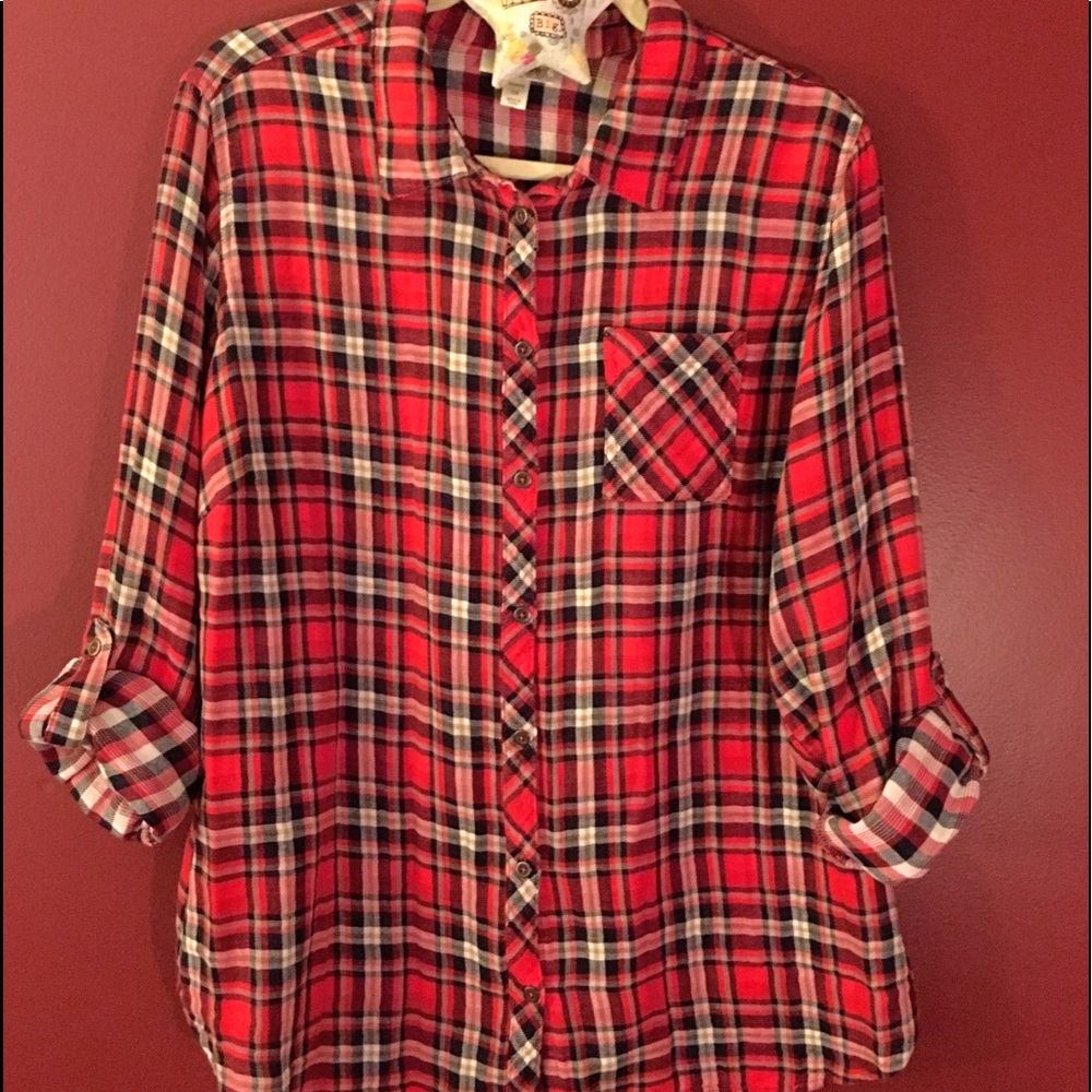 Women’s Classic Flannel Plaid Button-Up Top